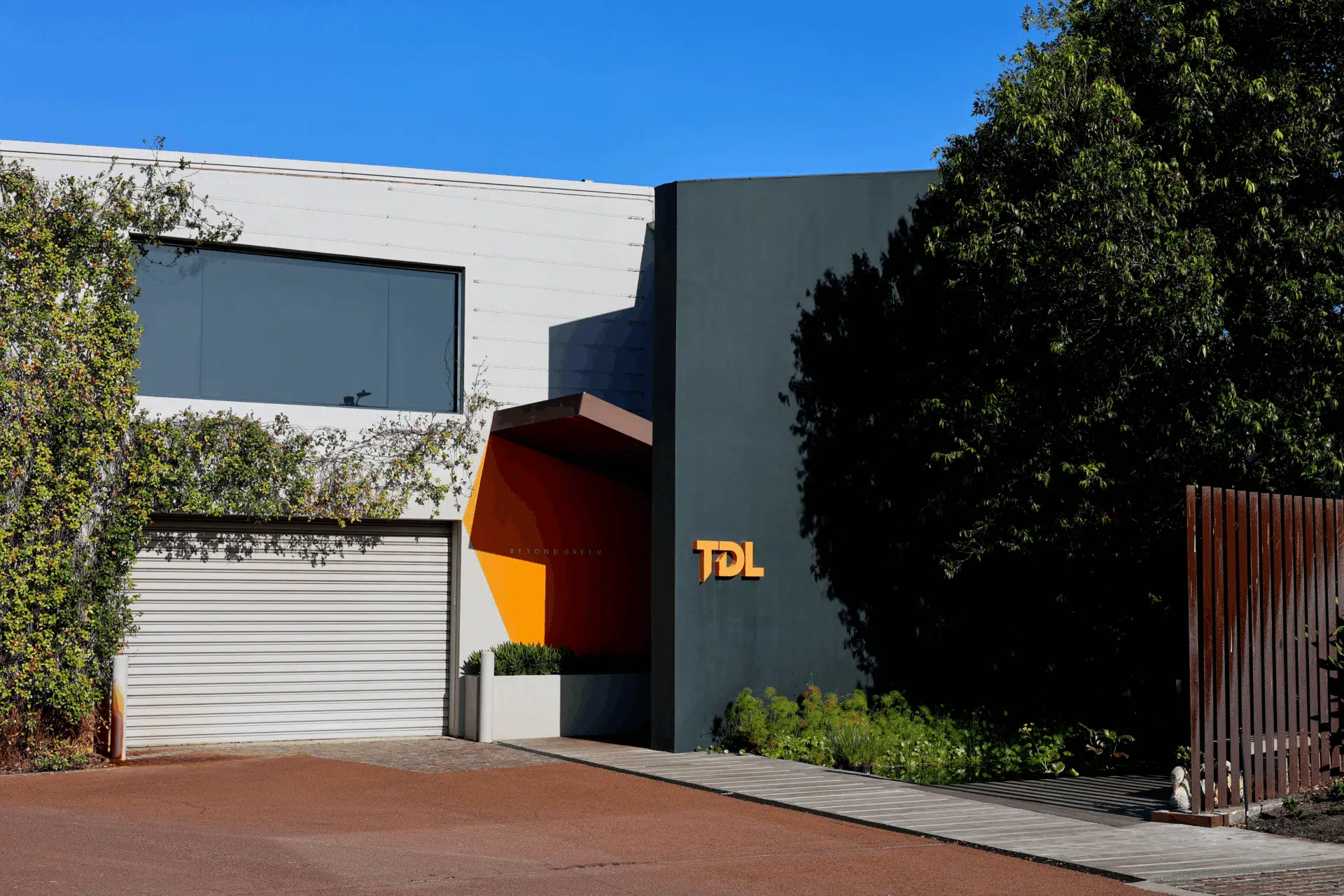 commercial landscape architecture and construction